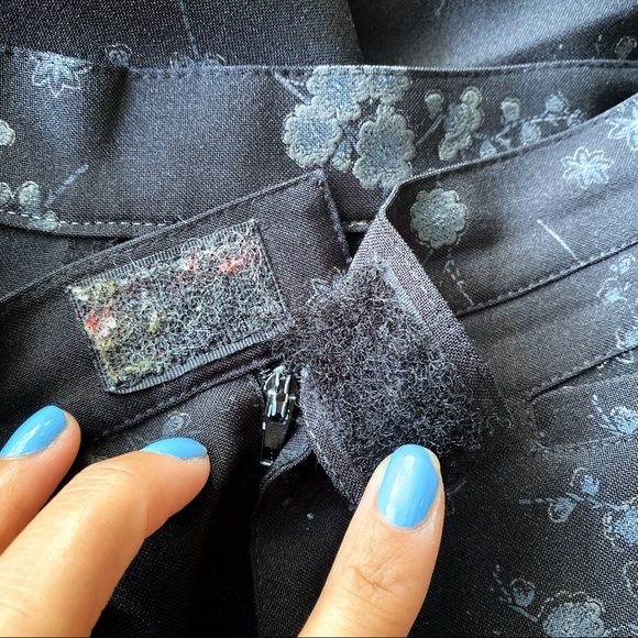 🖤 CLASSIC BLACK GREY FLORAL STRAIGHT LEG HIGH WAIST PANTS! - Picture 8 of 9